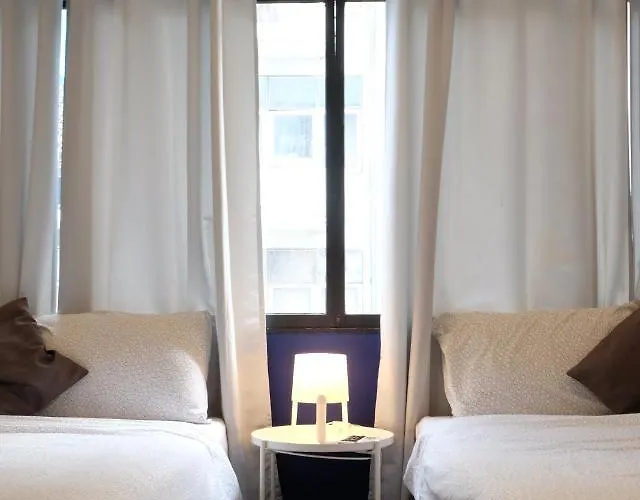 Sleep With Me Too Bangkok- Bts Phra Khanong Hotel