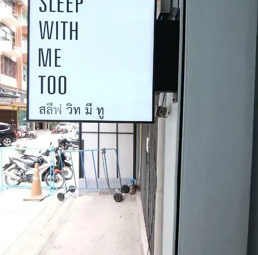 Sleep With Me Too Bangkok- Bts Phra Khanong Hotel